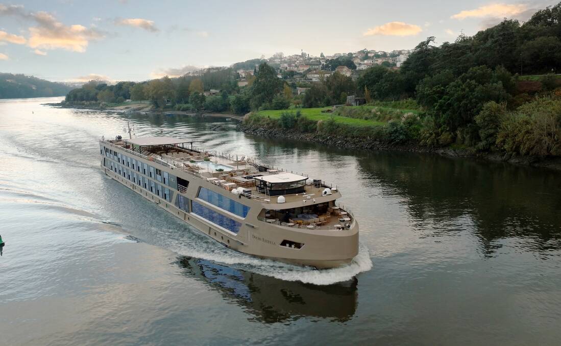 The MS Estrela.