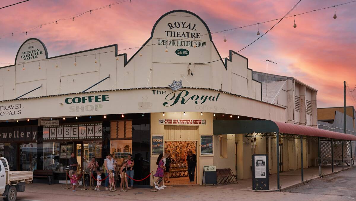 Royal Open-Air Theatre, Winton. Royal Open-Air Theatre, Winton.