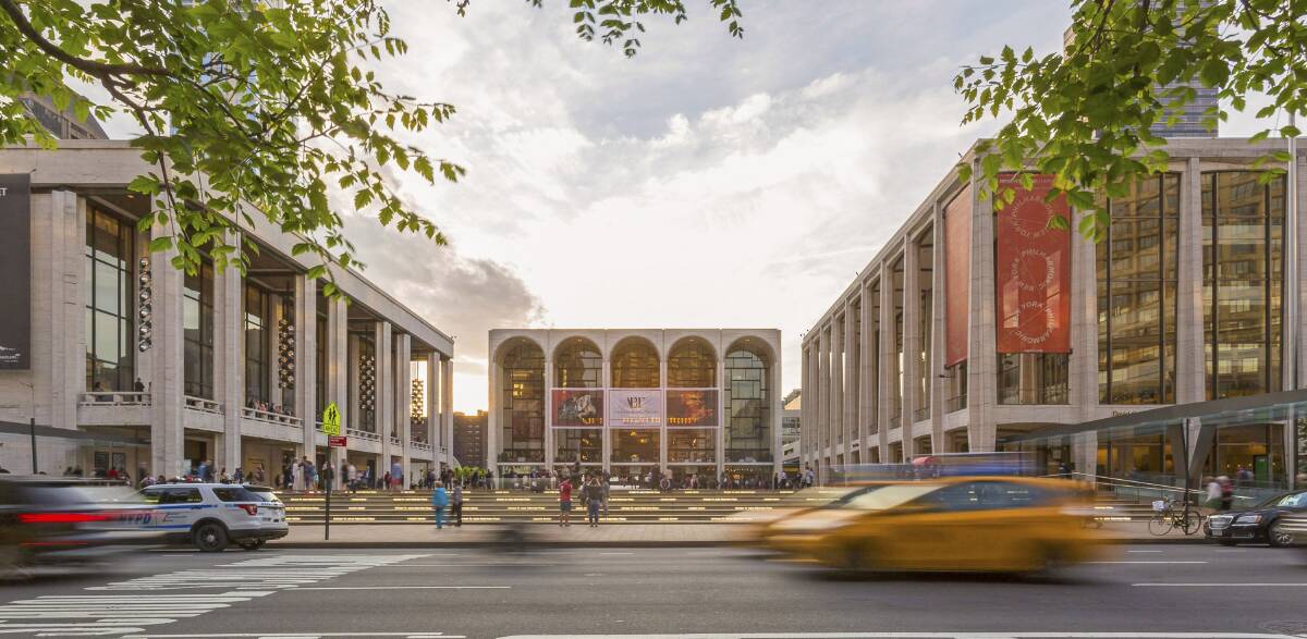 The Lincoln Centre has free activities.