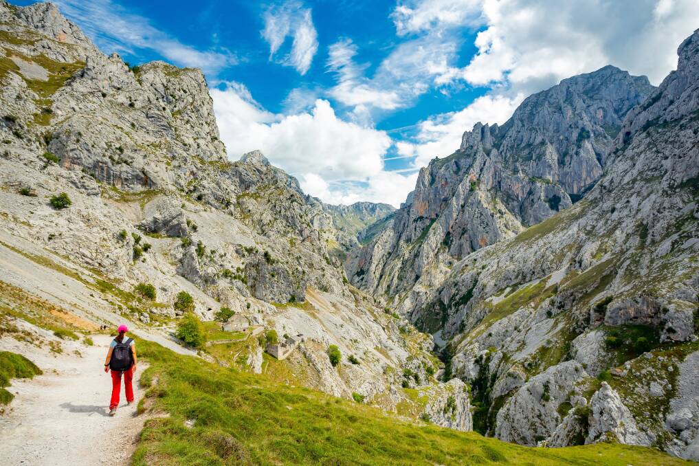 Trekking in the Picos. Trekking in the Picos.
