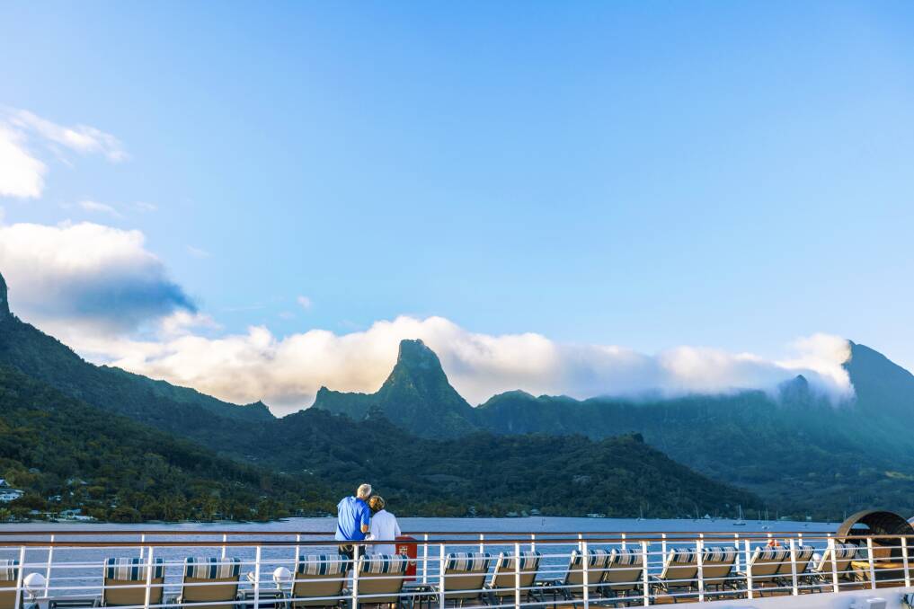 Romantic moments on a cruise in Tahiti. Romantic moments on a cruise in Tahiti.