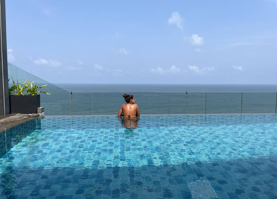 Rooftop pool at the Radisson Colombo. Rooftop pool at the Radisson Colombo.