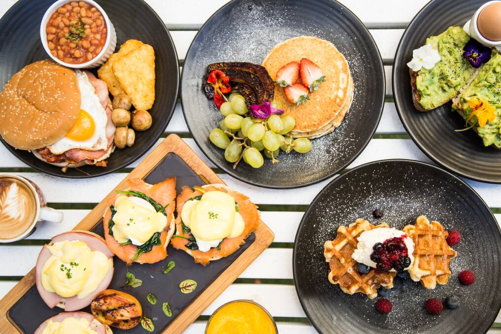 Breakfast at Holiday Inn Potts Point. Breakfast at Holiday Inn Potts Point.