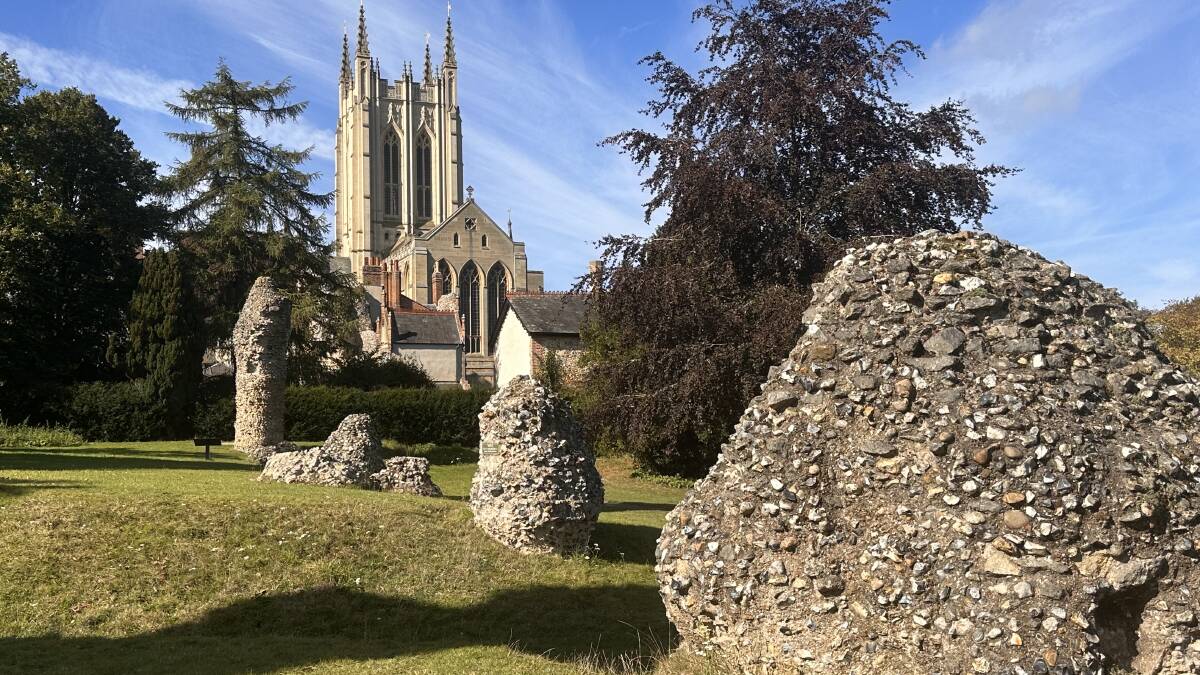 Abbey, Bury St Edmunds. Abbey, Bury St Edmunds.