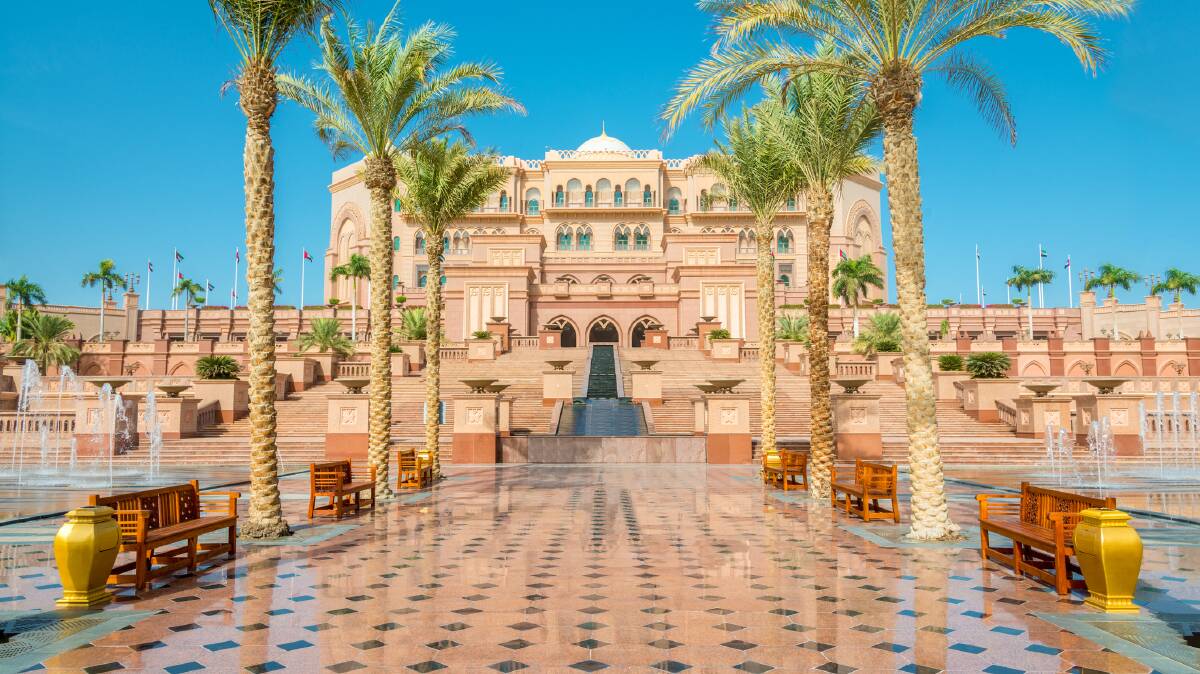 Emirates Palace hotel. Emirates Palace hotel.