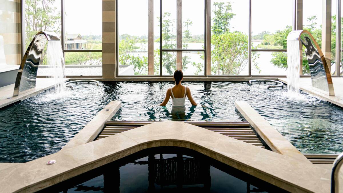 The hydrotheraphy pools are a waterworld of jets and pulses.