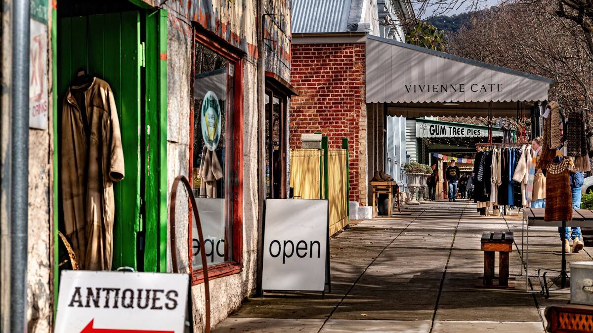 Yackandandah's high street. Yackandandah's high street.