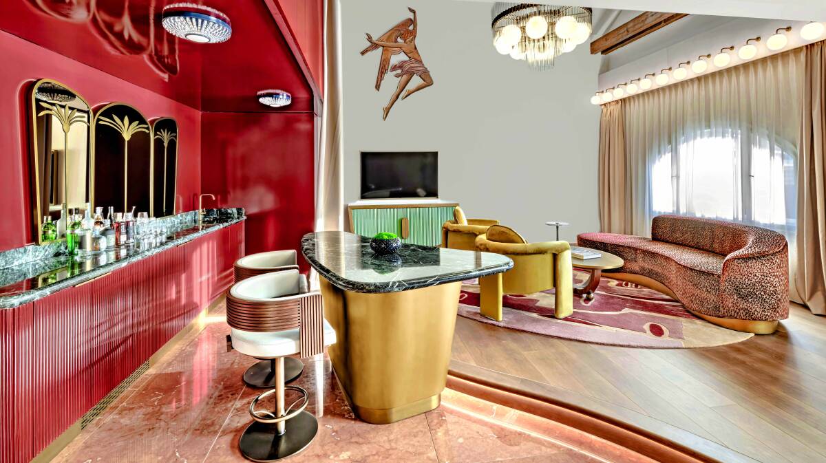 Wow Bohemia Duplex suite.