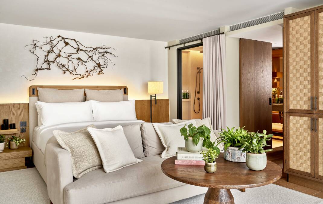 A guestroom. A guestroom.