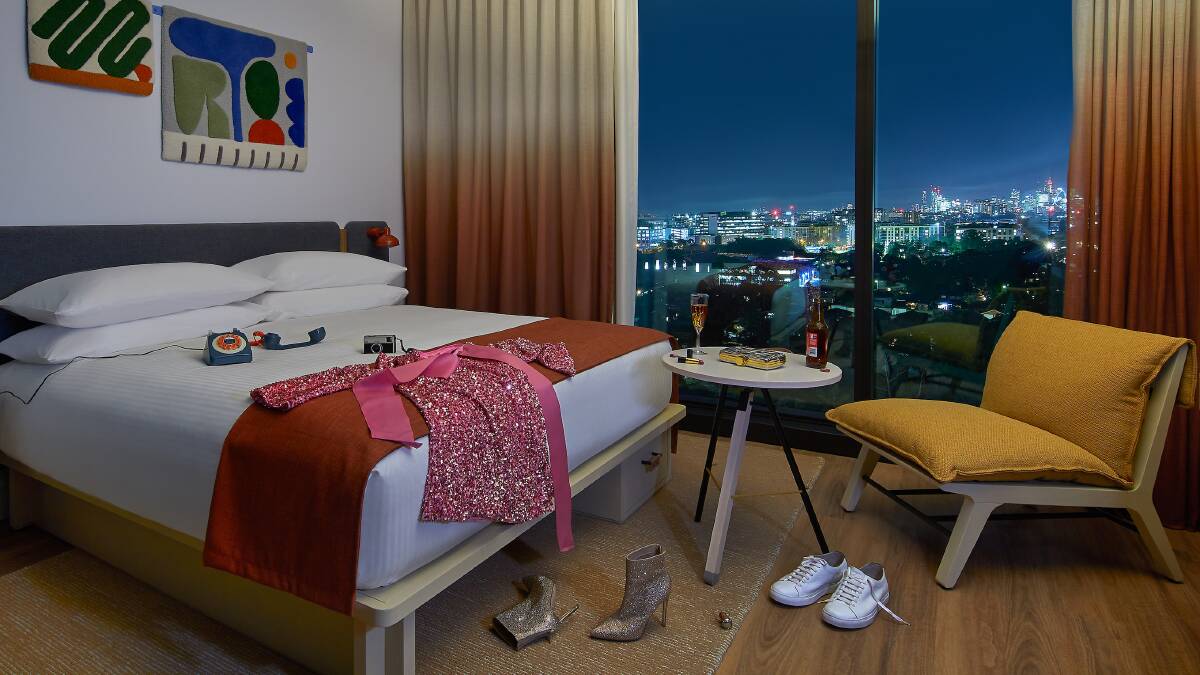 King sleeper guest room