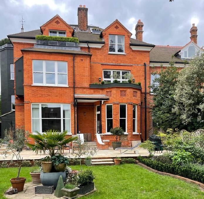 Wimbledon house. Wimbledon house.
