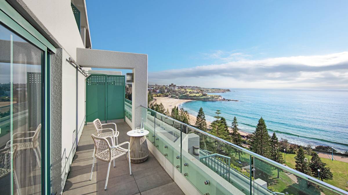 Summer meets the city at this elegant beach-side hotel Summer meets the city at this elegant beach-side hotel