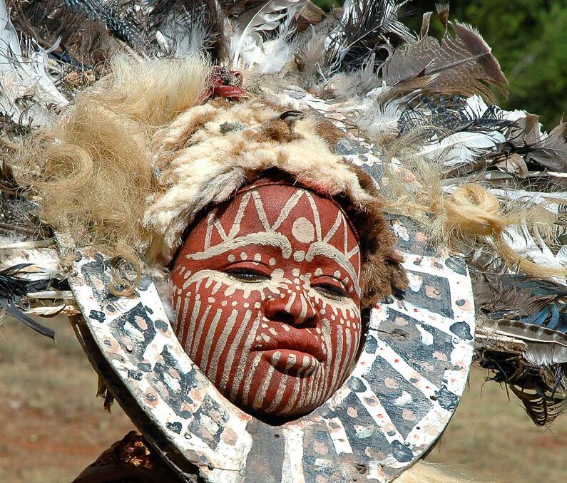 A member of the Kikuyu tribe, with whom Blixen co-existed. A member of the Kikuyu tribe, with whom Blixen co-existed.