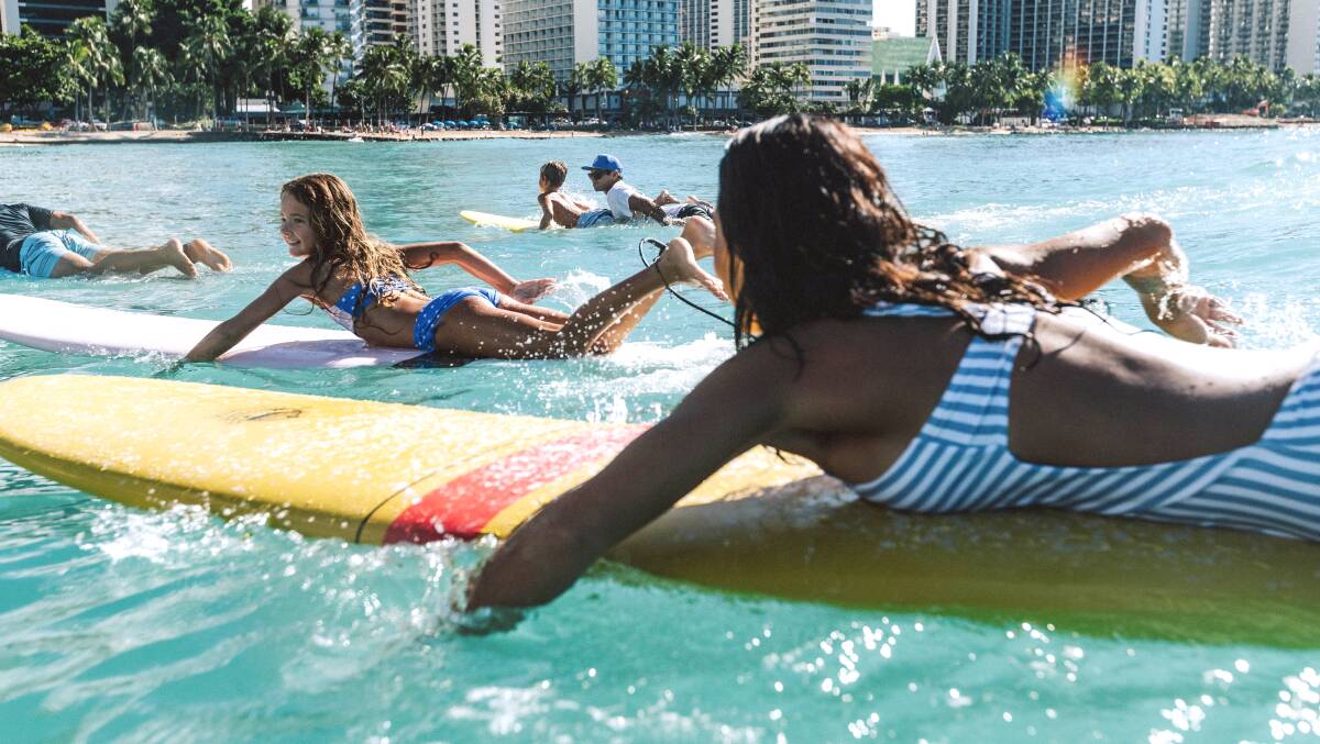Family surf lesson.