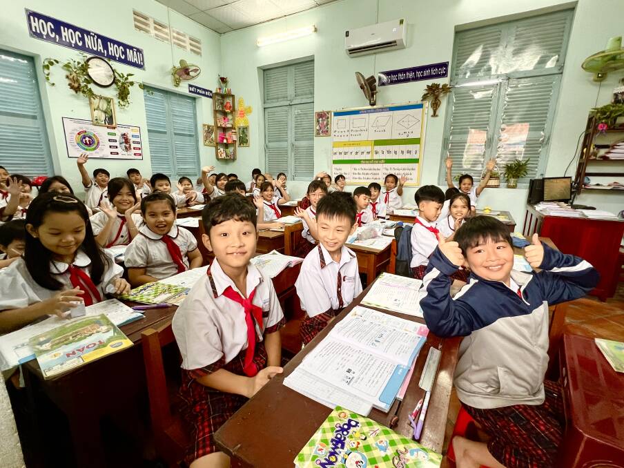 A visit to the primary school at Sa Dec.
