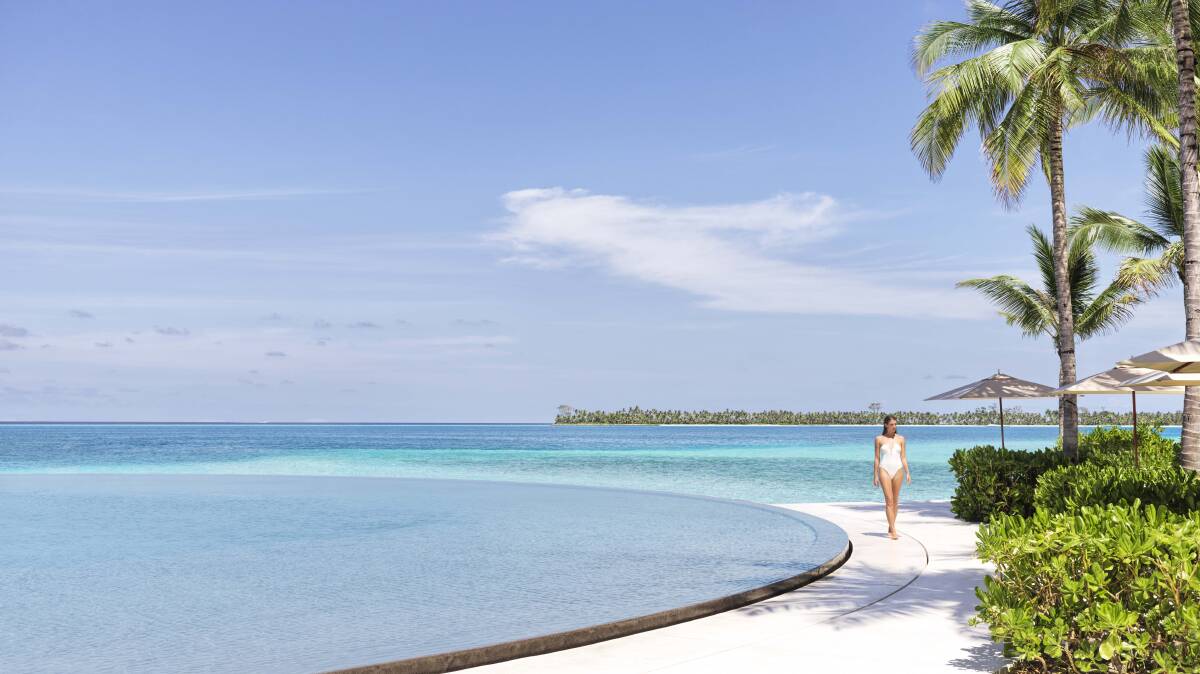 The round swimming pool at Eau Bar. The round swimming pool at Eau Bar.
