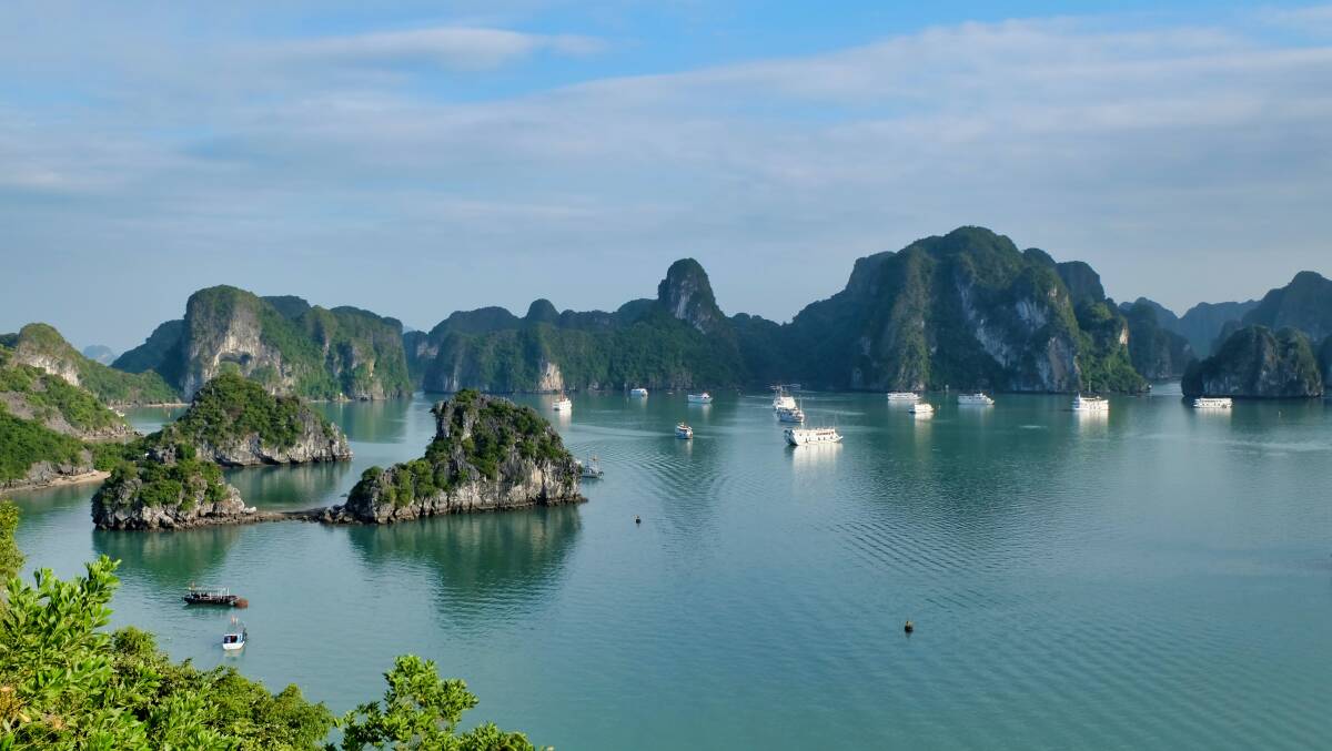 Vietnam's famous Ha Long Bay. Vietnam's famous Ha Long Bay.