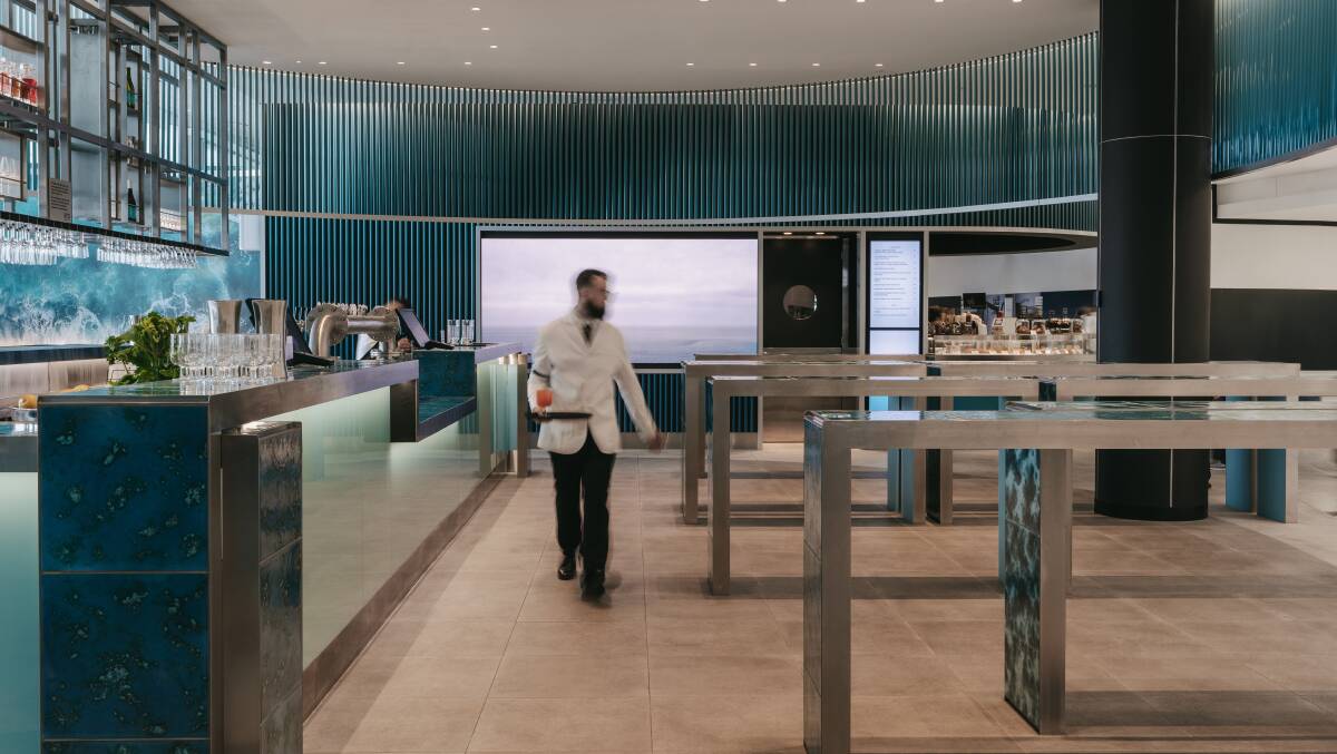 Icebergs Bar and Dining and T3.