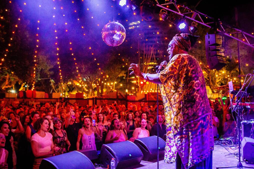 A live performance at Darwin Festival. A live performance at Darwin Festival.