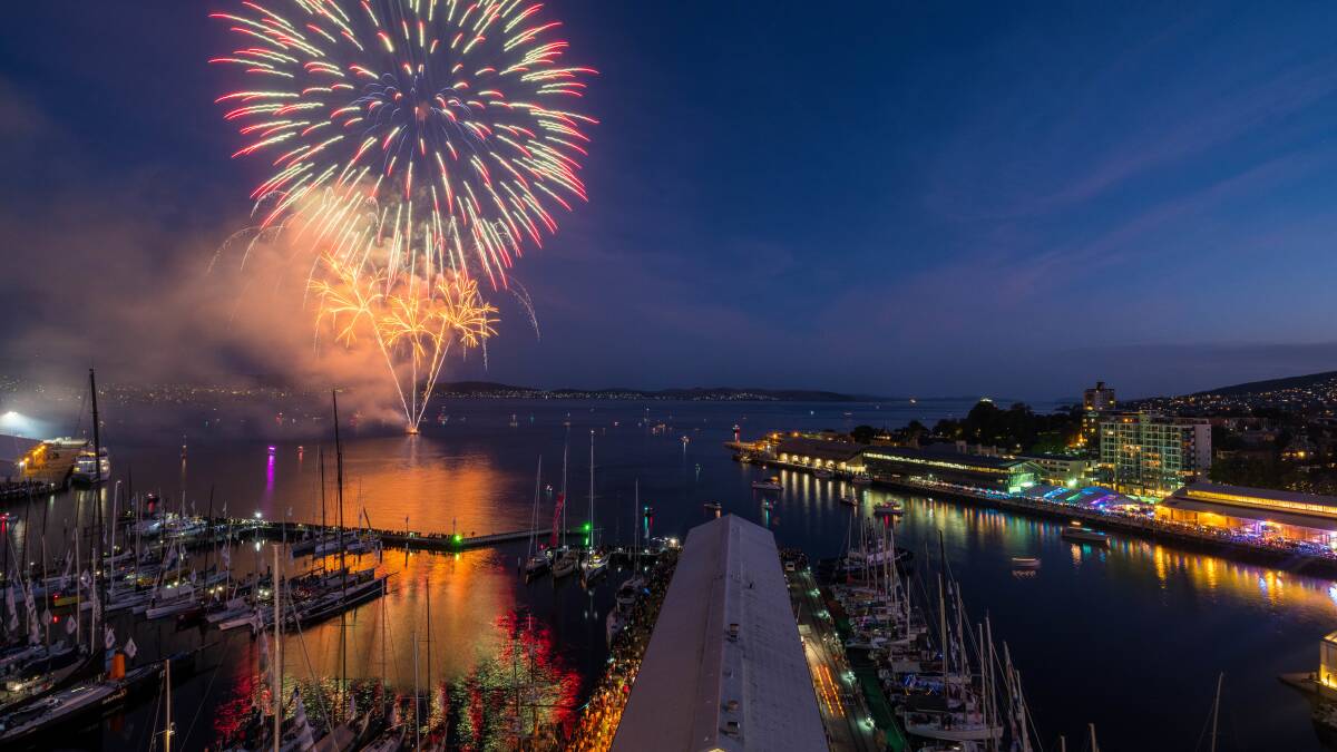 NYE fireworks on Hobart waterfront. 