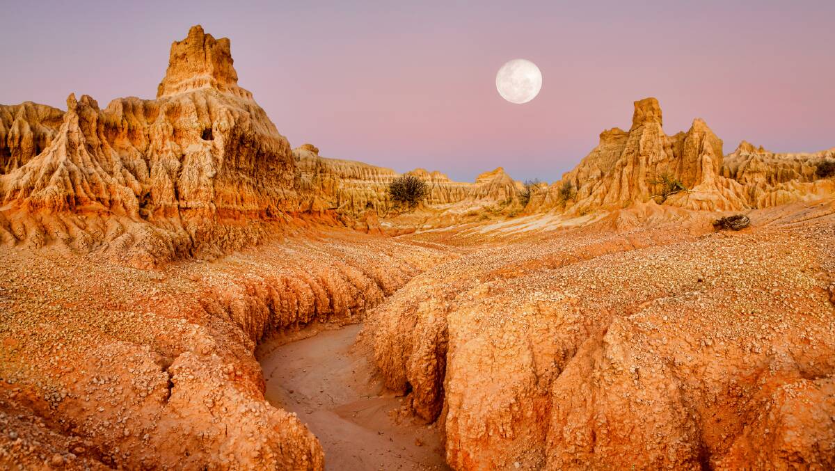 Mungo National Park. Picture: Destination NSW Mungo National Park. Picture: Destination NSW