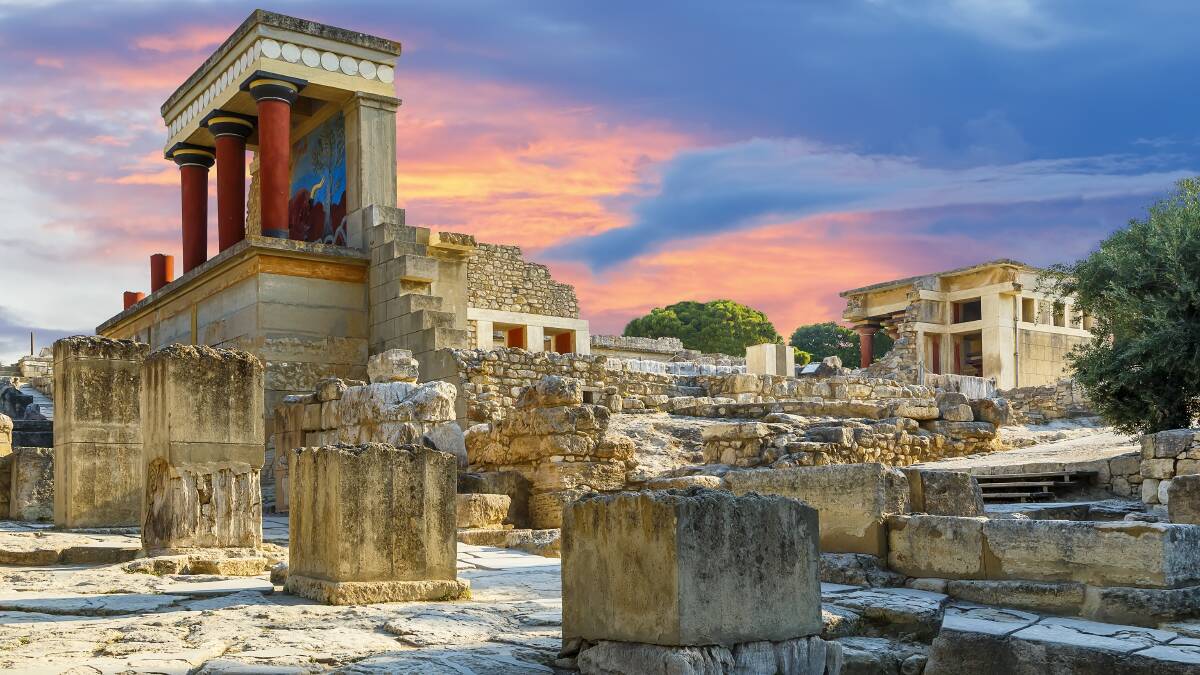 The Greek showdown: Culture v the beaches