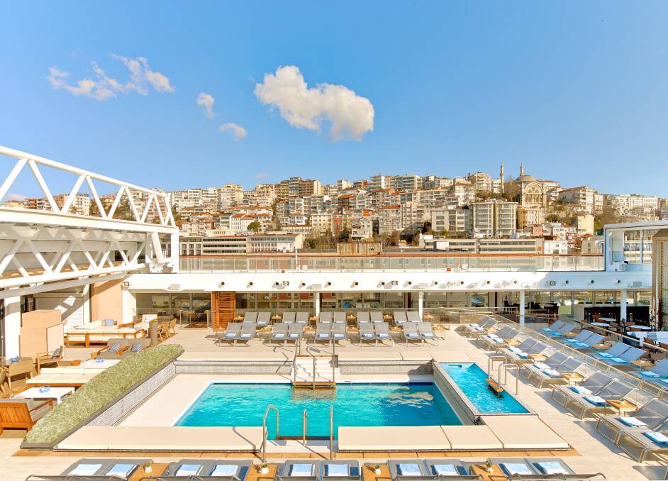 Viking Venus's rooftop pool. Viking Venus's rooftop pool.