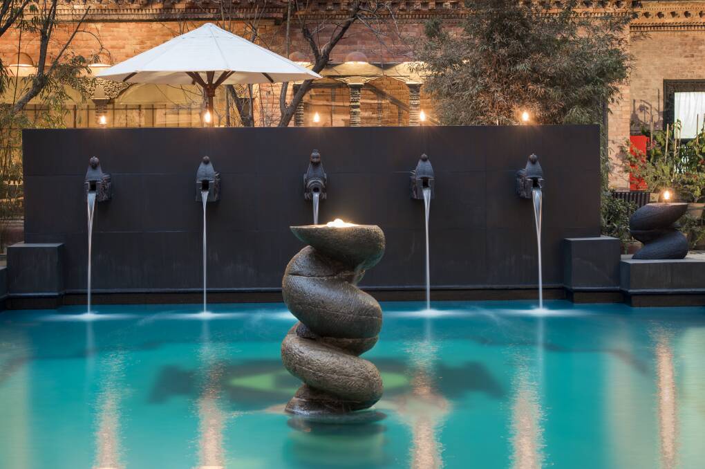 Trickling water features.