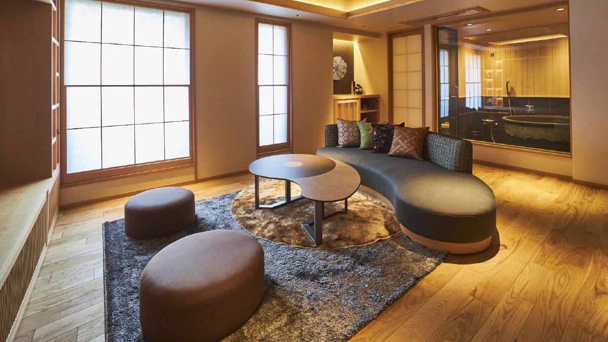 Sake Bar Hotel. Sake Bar Hotel.
