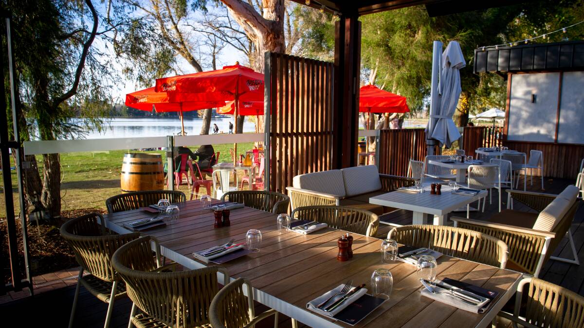 The water beckons at Snapper & Co. Picture by Elesa Kurtz