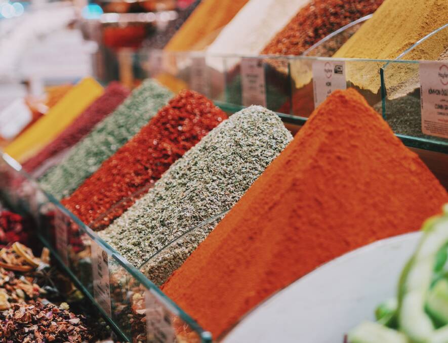 A bazaar in Istanbul. A bazaar in Istanbul.