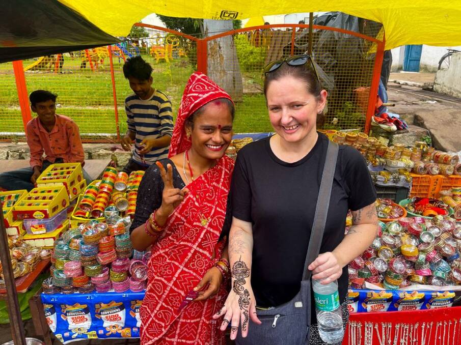 Peta Maitland in Orchha, India. Peta Maitland in Orchha, India.