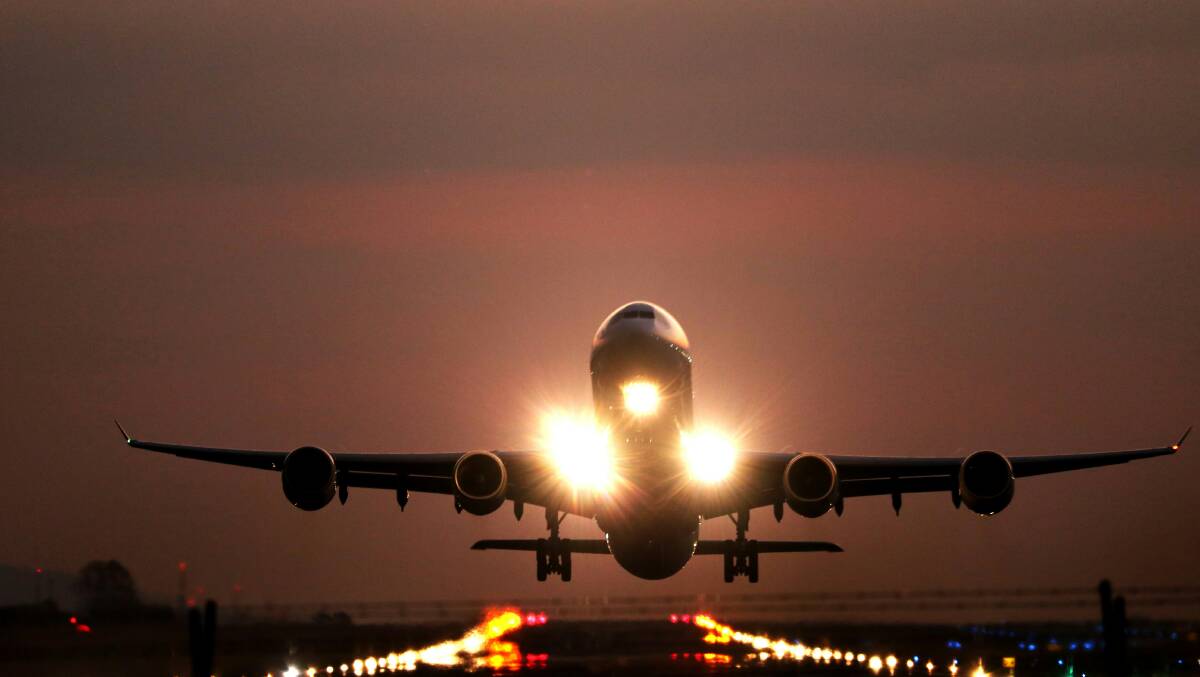 An aircraft takes off. Picture from Unsplash/Josue Isai Ramos Figueroa