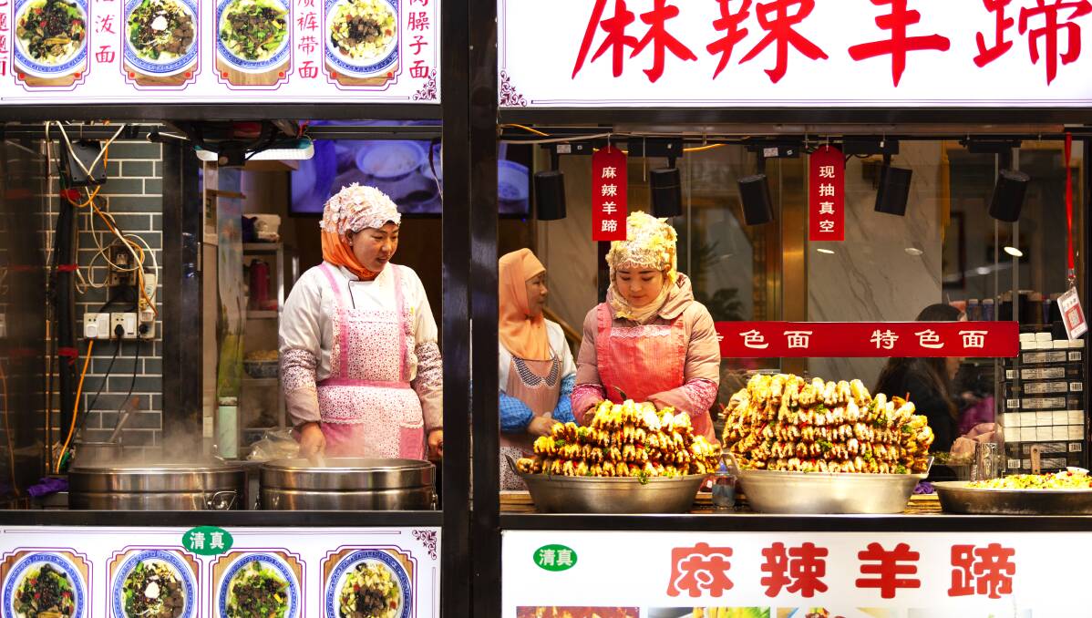 Street food vendors in China. Picture by Intrepid Travel