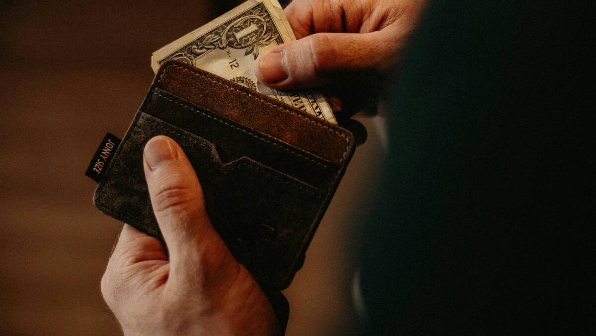 Be wary of locals who offer assistance - they might be angling to take your cash. Picture by Allef Vinicius/Unsplash