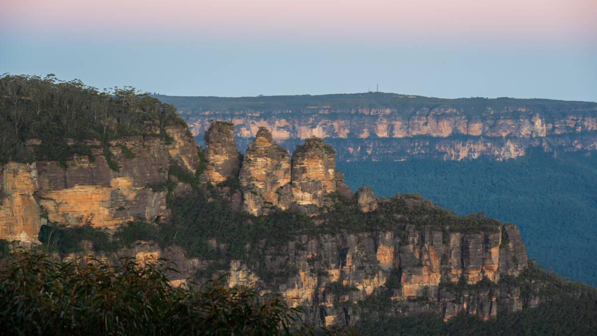 Katoomba in the Blue Mountains is a popular spot for its bushwalking and scenic lookouts. Katoomba in the Blue Mountains is a popular spot for its bushwalking and scenic lookouts.