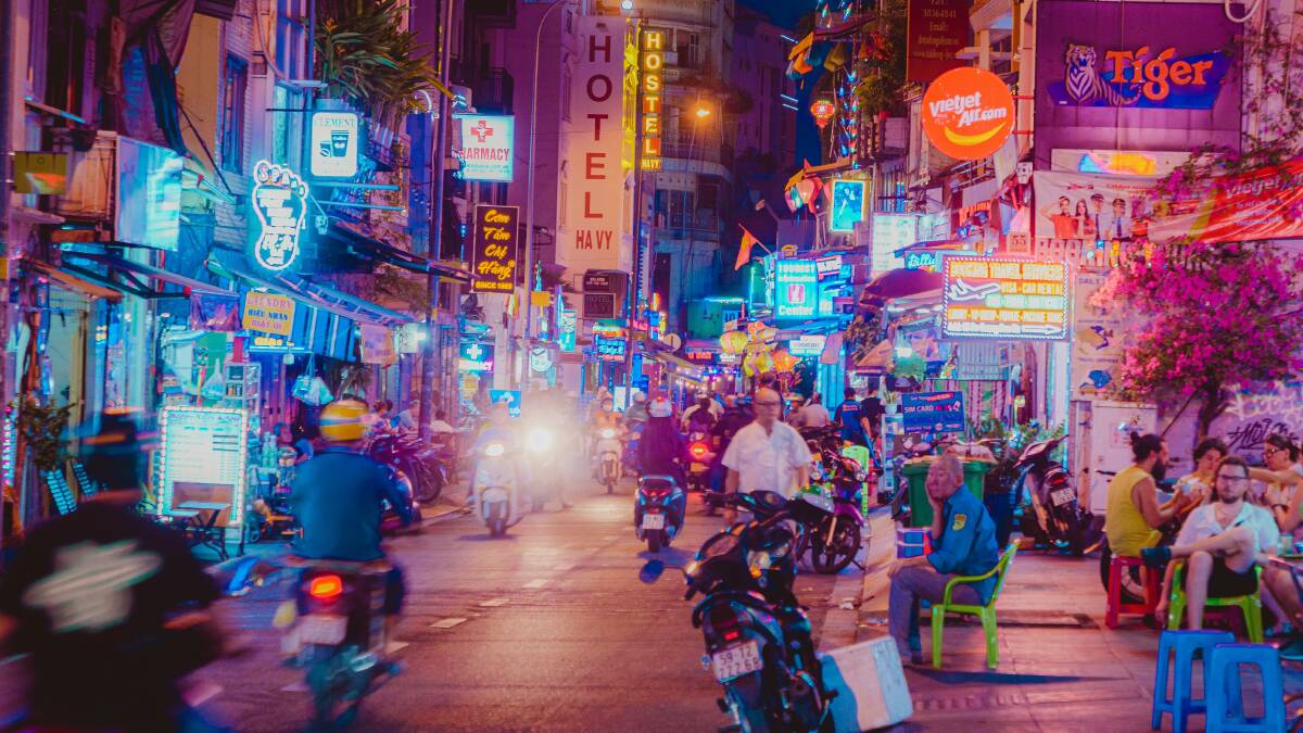 Some experts recommend taking multiple payment options, no matter where you travel in Asia. Picture by Unsplash