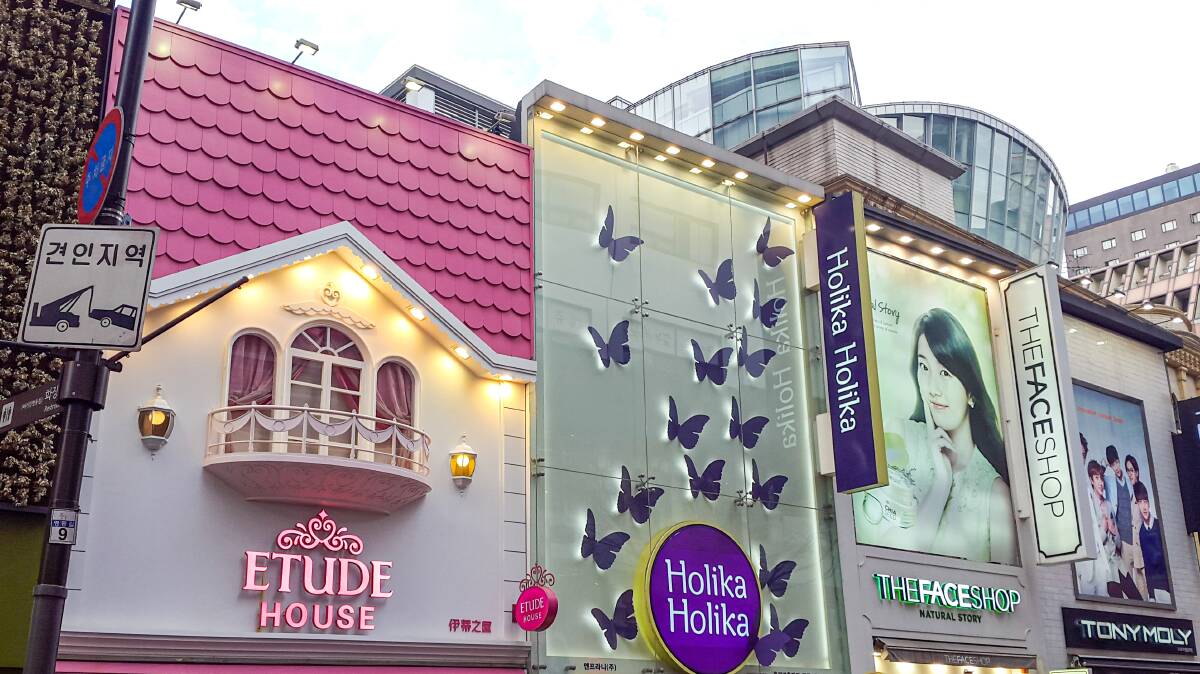 The "glowmads" trend has Aussies buying skincare products while overseas, such as in South Korea. Picture by Getty Images