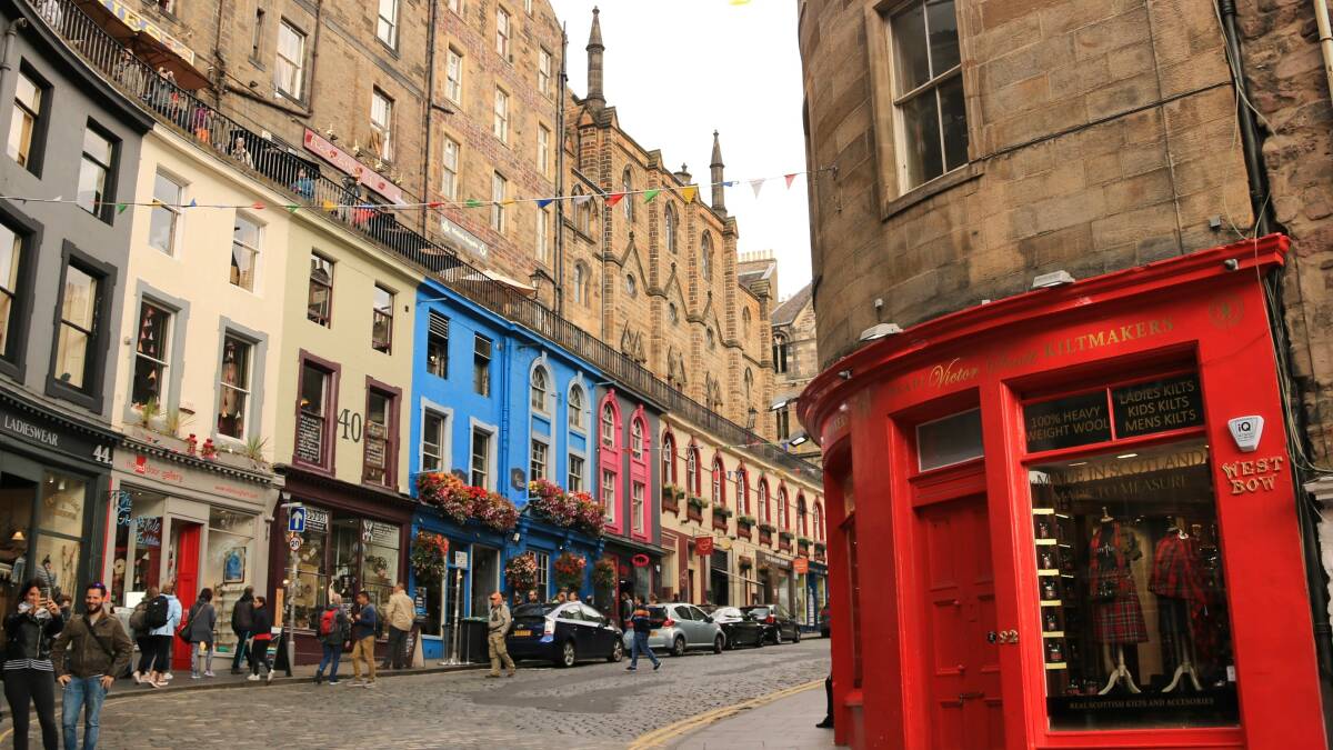 Aussies heading to Edinburgh, UK now have to pay a tax on hotels and accommodation. Picture by Hongbin/Unsplash