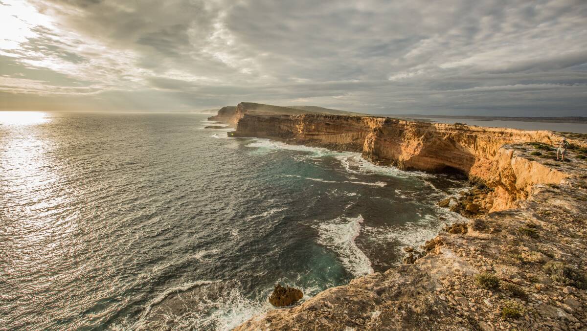 Cummings Lookout, Port Lincoln-Ceduna, South Australia. Picture by Tourism Australia