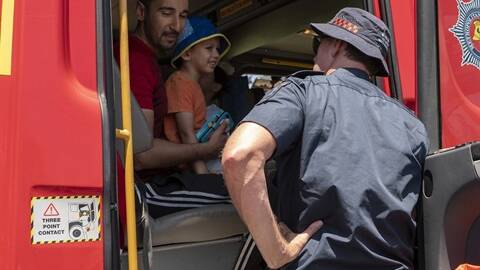 Touch a truck - Photo City of Torrens Council Touch a truck - Photo City of Torrens Council