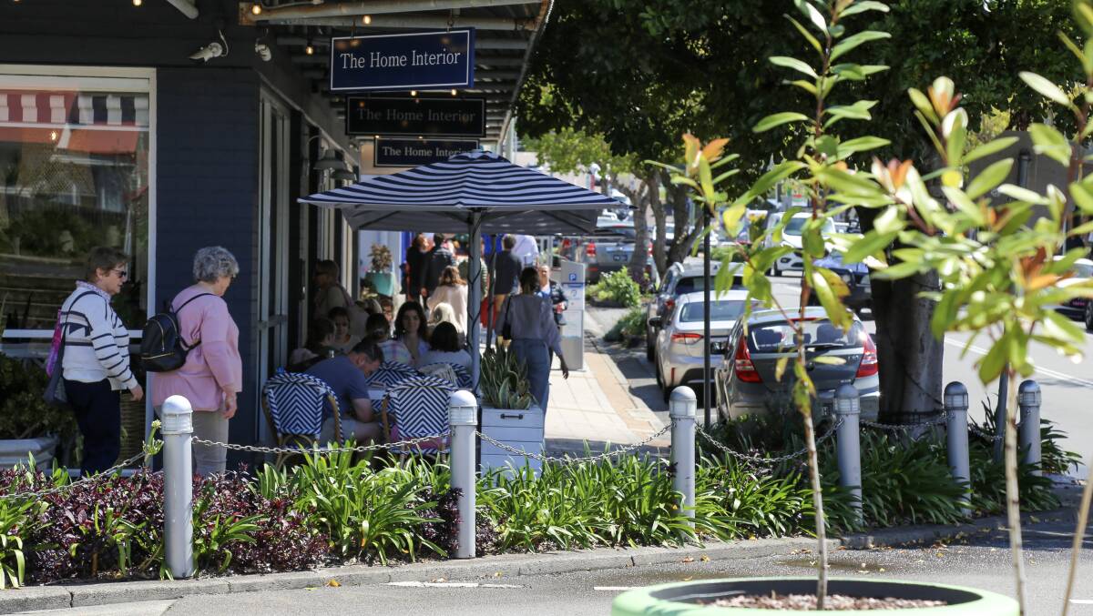 Meander through the Nelson Bay town centre to find public art. Meander through the Nelson Bay town centre to find public art.